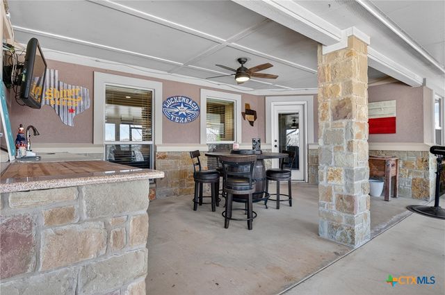 2068 Pirtle Drive, Salado, TX 76571