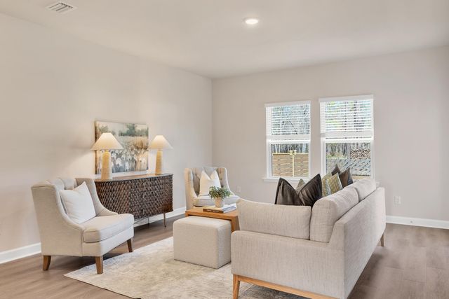 1053 Dusk Drive, Summerville, SC 29486