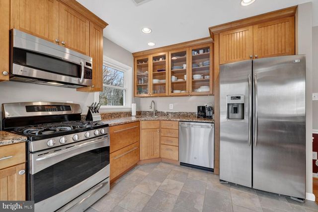 6052 6TH ST N, Arlington, VA 22203