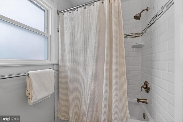 6052 6TH ST N, Arlington, VA 22203