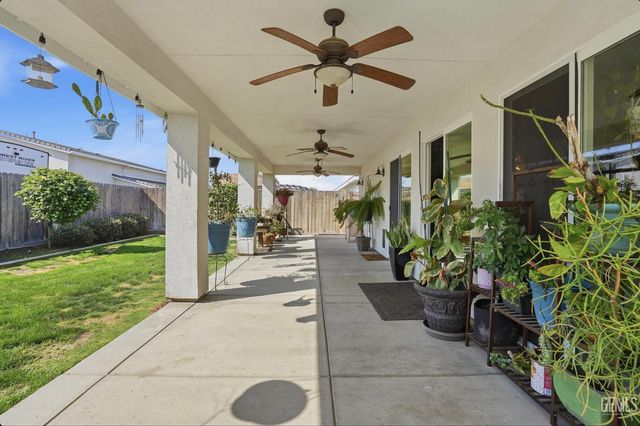 4017 Rolling Rock Avenue, Bakersfield, CA 93313