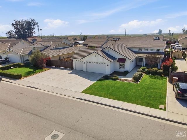 4017 Rolling Rock Avenue, Bakersfield, CA 93313