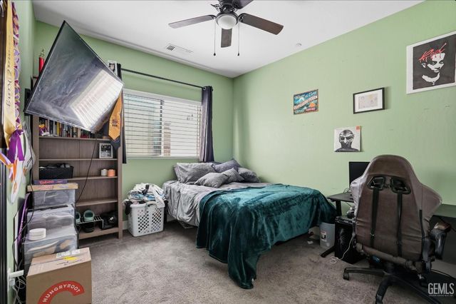 4017 Rolling Rock Avenue, Bakersfield, CA 93313