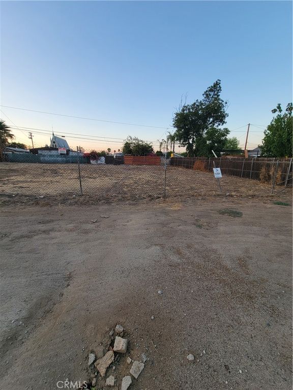 0 W 4th St, Perris, CA 92570 — photo 2