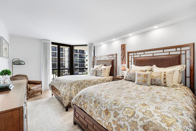 3140 S Ocean Boulevard 202-n, Palm Beach, FL 33480