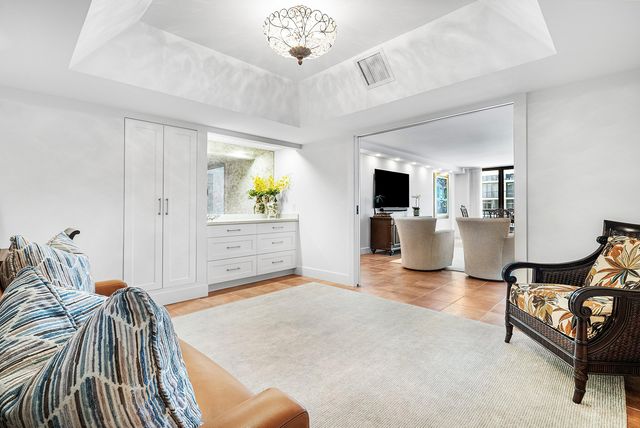 3140 S Ocean Boulevard 202-n, Palm Beach, FL 33480