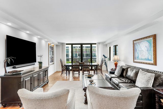 3140 S Ocean Boulevard 202-n, Palm Beach, FL 33480
