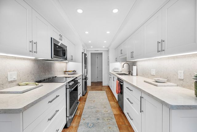 3140 S Ocean Boulevard 202-n, Palm Beach, FL 33480