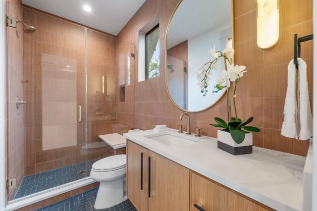 4216 Deepwoods DR, Austin, TX 78731