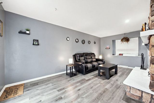 2714 Lydia Street, Waukegan, IL 60085