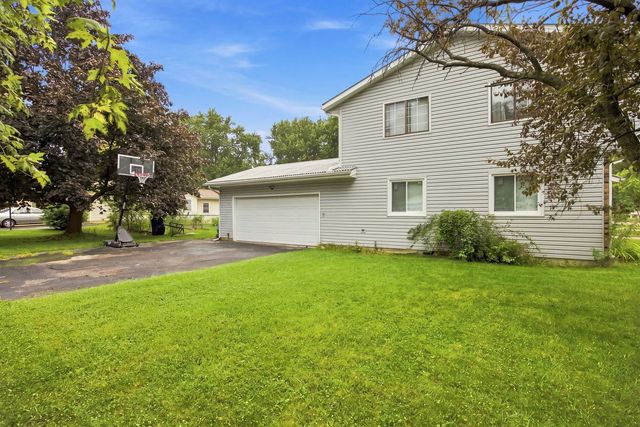 2714 Lydia Street, Waukegan, IL 60085