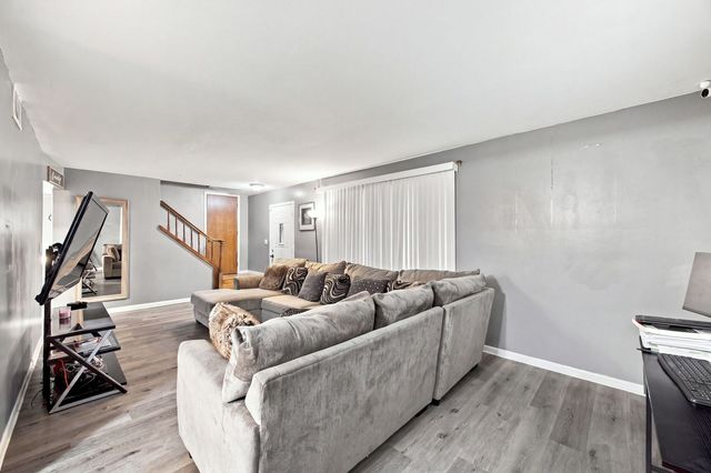 2714 Lydia Street, Waukegan, IL 60085