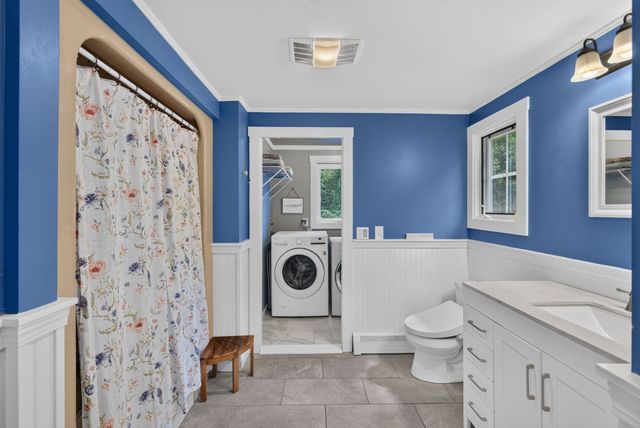 48 Anawan St, Taunton, MA 02780
