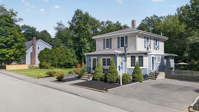 48 Anawan St, Taunton, MA 02780