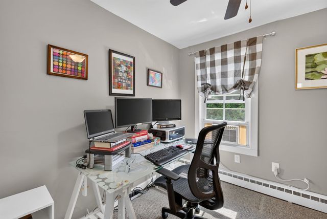 48 Anawan St, Taunton, MA 02780