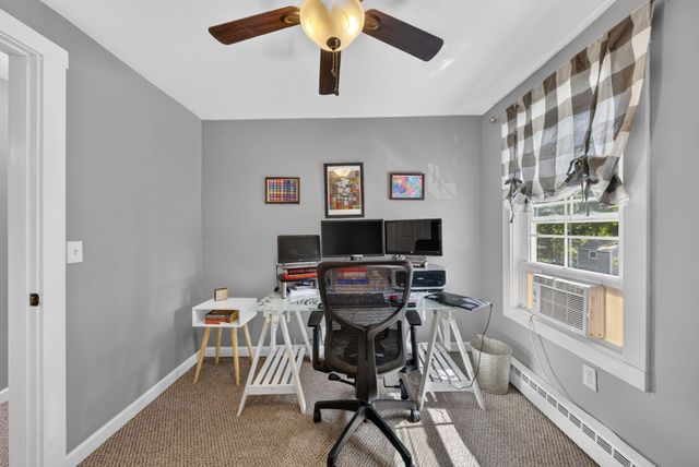 48 Anawan St, Taunton, MA 02780