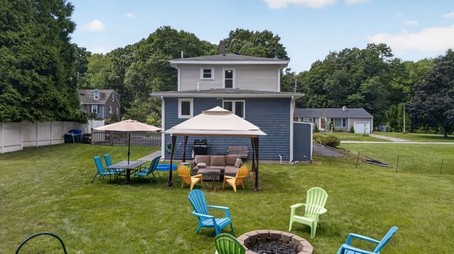48 Anawan St, Taunton, MA 02780
