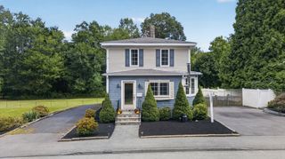 48 Anawan St, Taunton, MA 02780