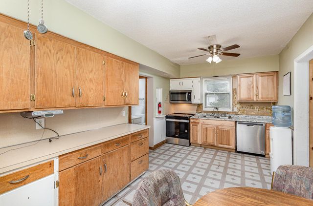 5870 Lynwood Boulevard, Mound, MN 55364