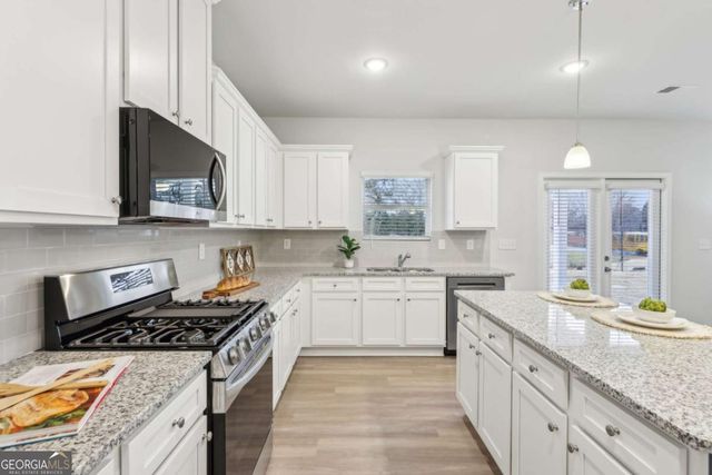 1341 Stephens View Drive, Loganville, GA 30052