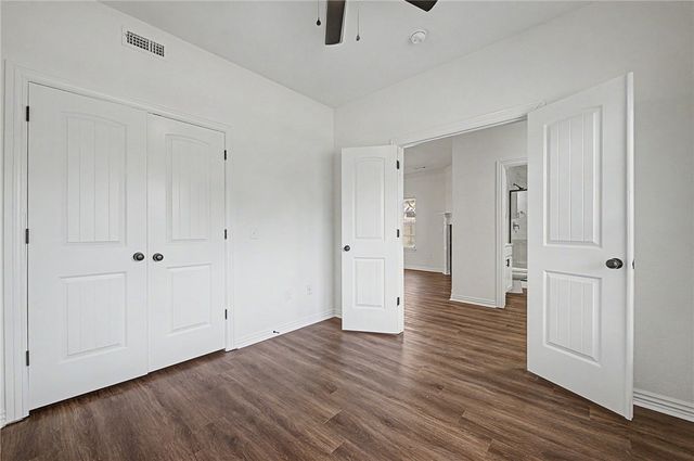 713 N Wordsworth Lane, Fayetteville, AR 72704