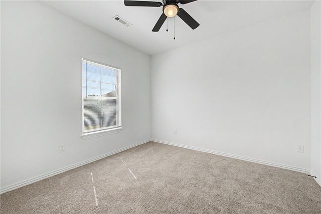 713 N Wordsworth Lane, Fayetteville, AR 72704