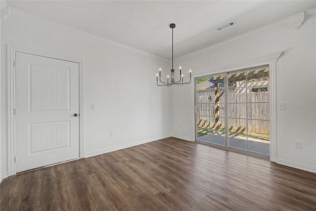 713 N Wordsworth Lane, Fayetteville, AR 72704