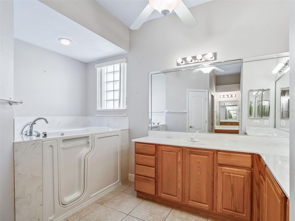 Image 21 of property listing at 2839 LARRANAGA DRIVE, The Villages, FL 32162