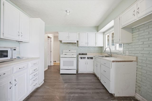 455 Whitehall Drive, Columbus, OH 43213