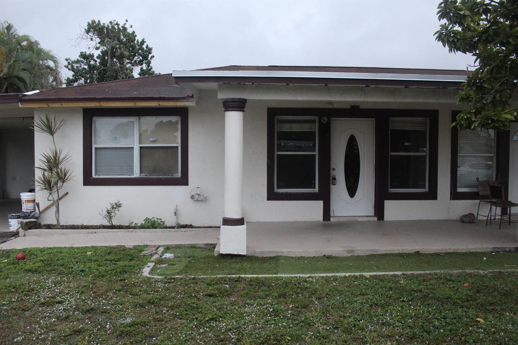 4434 Venus Avenue A, West Palm Beach, FL 33406