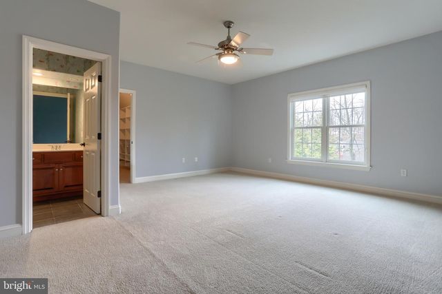 1150 JILL DR, Hummelstown, PA 17036