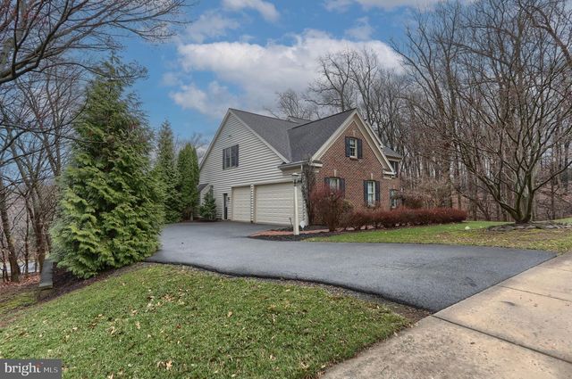 1150 JILL DR, Hummelstown, PA 17036