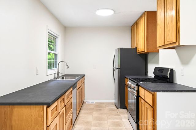 34 Wolfe Cove Road, Asheville, NC 28804