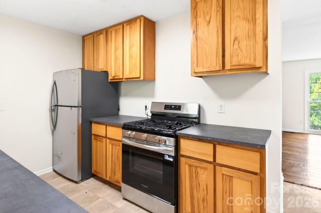 34 Wolfe Cove Road, Asheville, NC 28804