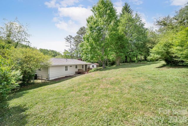 34 Wolfe Cove Road, Asheville, NC 28804