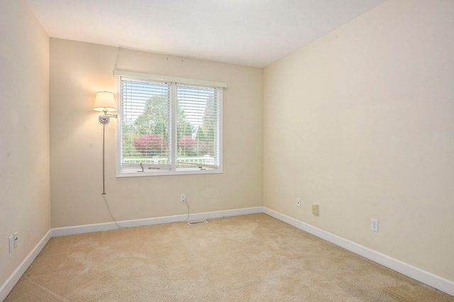 260 Round Hill Road, Oshtemo Twp, MI 49009