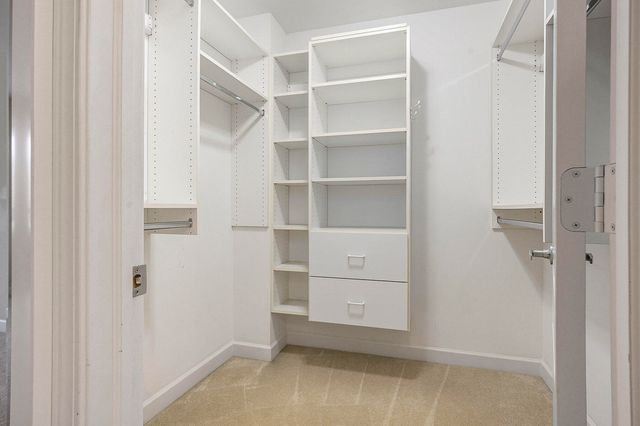 260 Round Hill Road, Oshtemo Twp, MI 49009