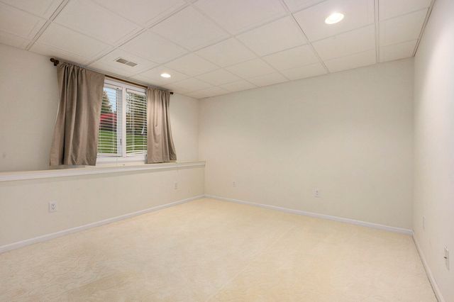 260 Round Hill Road, Oshtemo Twp, MI 49009