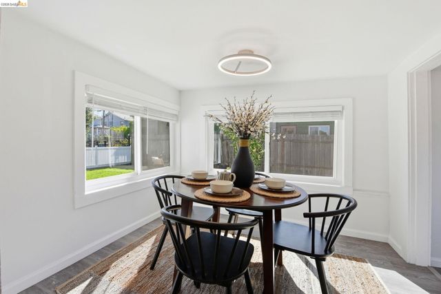 3007 Bona St, Oakland, CA 94601