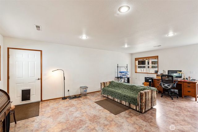 136 Kray Road, Chehalis, WA 98532