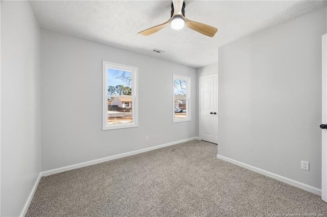 149 E Twelve Oaks Road, Raeford, NC 28376