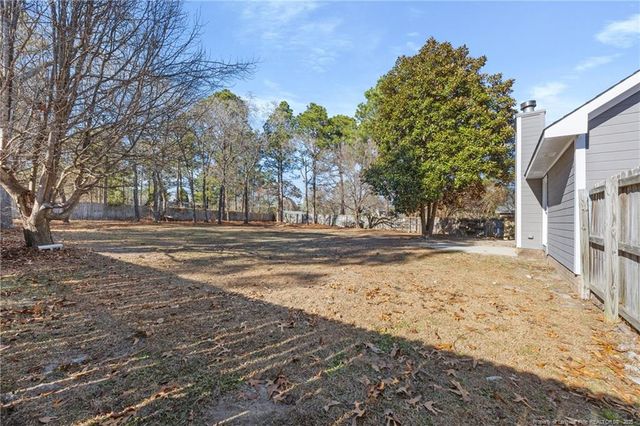 149 E Twelve Oaks Road, Raeford, NC 28376