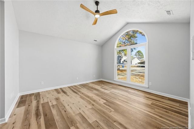 149 E Twelve Oaks Road, Raeford, NC 28376