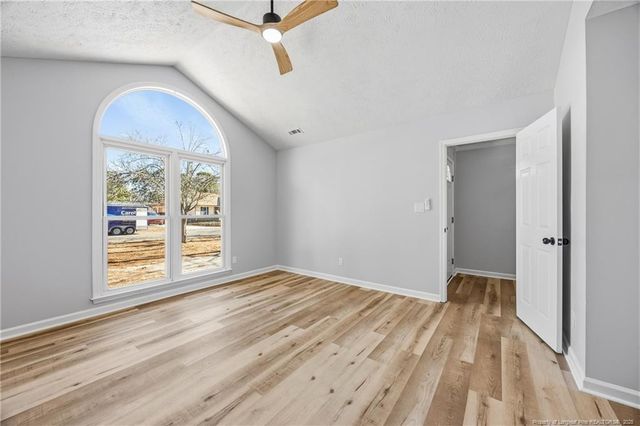 149 E Twelve Oaks Road, Raeford, NC 28376