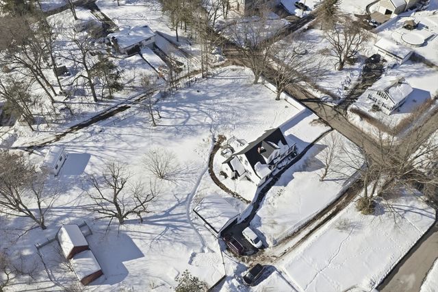 41 Brookdale Avenue, Methuen, MA 01844