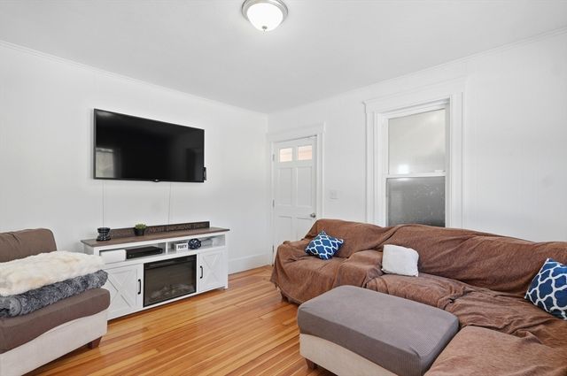 41 Brookdale Avenue, Methuen, MA 01844