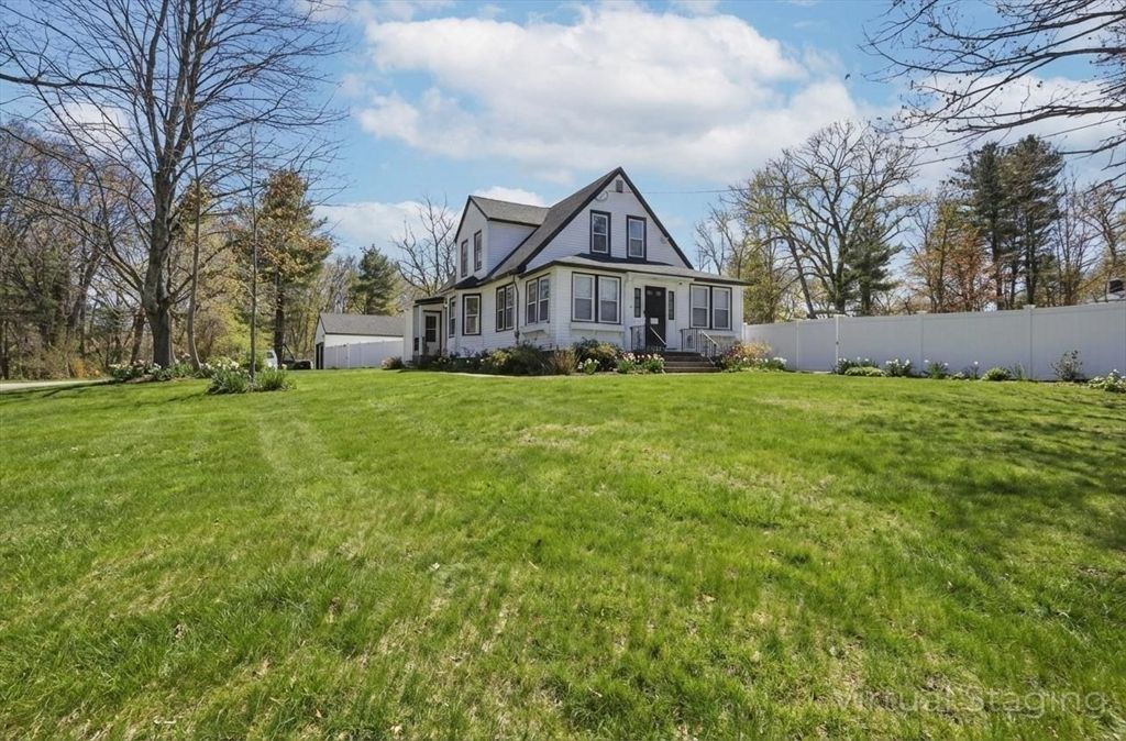 41 Brookdale Avenue, Methuen, MA 01844