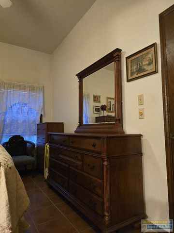 77 Santa Isabel Blvd Apt G1 1, Laguna Vista, TX 78578