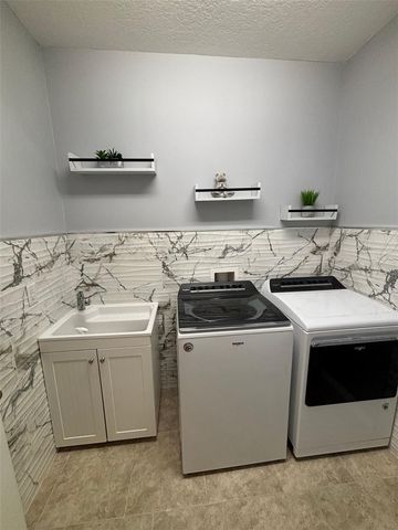 1965 PARTIN TERRACE ROAD, Kissimmee, FL 34744