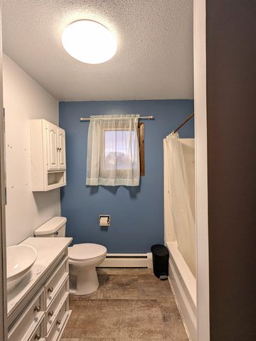 301 6th St NE, Mohall, ND 58761